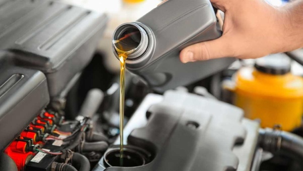 How Often Should You Consider Changing Renault Commercial Vehicles’ Engine Oil